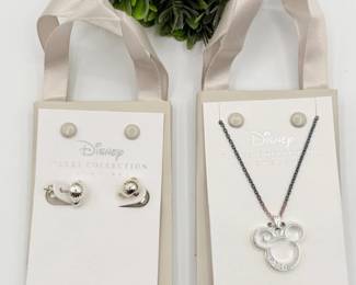 14 DisneyMinnieMouseStudEarringsMickeyMouseNecklace
