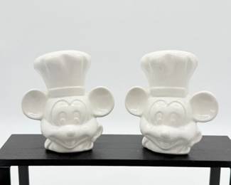 27 DisneyLargeWhiteMickeyMouseCeramicSaltPepperShakers