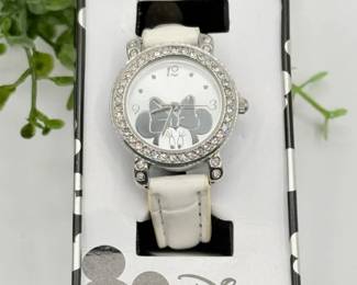11 DisneyMinnieMouseWristWatch