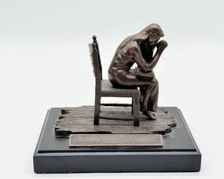 83 MomentsofFaithSculpturePrayingWomenBronzelikeFinish