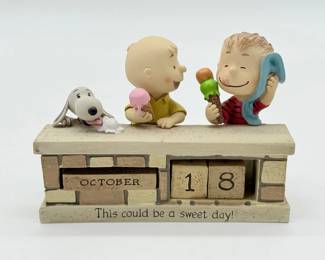 61 HallmarkPeanutsThisCouldBeASweetDayDeskCalendar