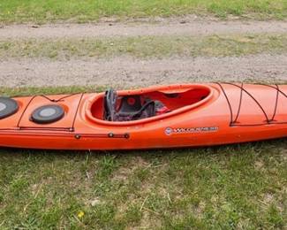 Wilderness Systems tsumani 140 kayak $800 carry up to 325 lbs with dry gear storage 