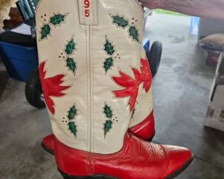 Acme 1995 Vintage Christmas boots limited production $350 7.5 size 