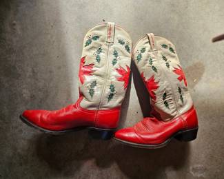 Acme 1995 Vintage Christmas boots limited production $350 7.5 size 