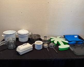 Enamel, Pyrex, Bakeware, Kitchen Tools