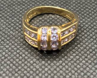 14K Ring, Diamonds & Amethyst