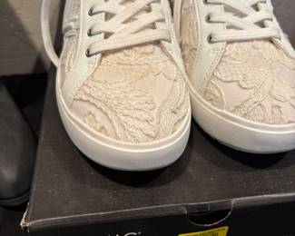 Vionic Kearny Platform Sneakers, White Lace Pattern