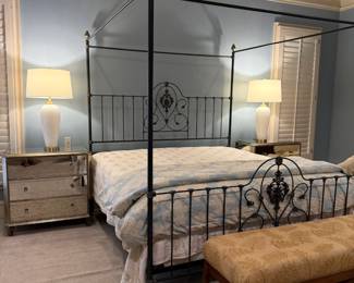 Gabrielli 4-poster king bed