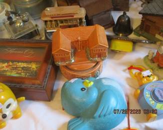 Fisher Price 1960s Blue bird music crib toy