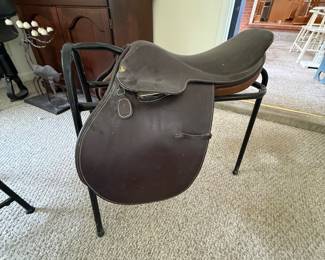 Lovatt & Ricketts English Saddle - Made in England 