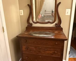 Antique Oak Dry Sink / Washstand with Mirror Late 1800s–Early 1900s