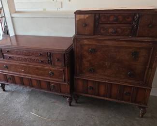 Antique Dressers