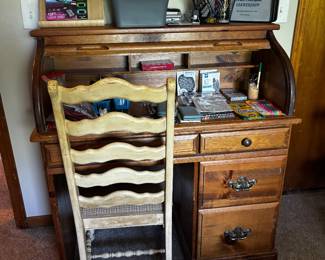 Roll top desk 