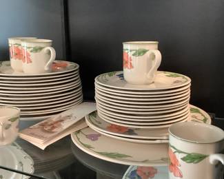 The VILLEROY & BOCH pattern.