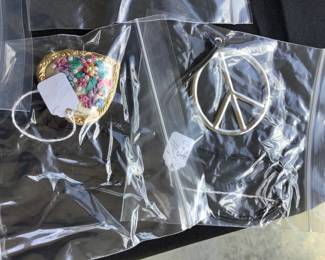 More jewelry and pictures not taken of some.