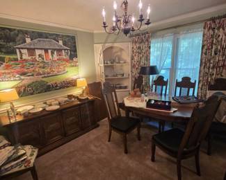Dining room table/buffet 