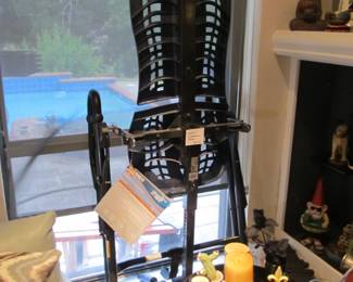 HangUps - Teeter Inversion Table (Helps w/ the Spine)