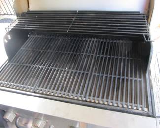 Char-Broil Commercial Tru-Invared Gas Grill