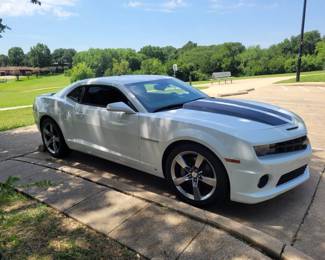 2010 CHEVROLET CAMARO - High-Performance Vehicle $28,500