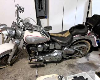 1994 HARLEY-DAVIDSON FLSTN, $2,800