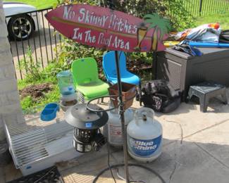 Metal plant stand