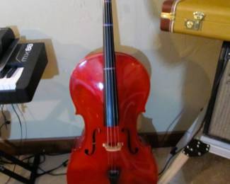 Bass Cecilio w/case