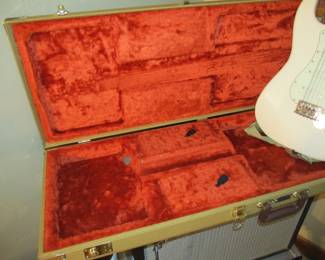 Mint FENDER Stratocaster 12 string guitar / case (pic6)
