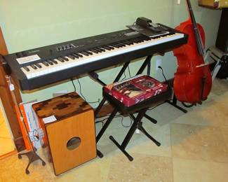 ●	Yamaha MX 88 Synthesizer w/ Stand, Stool, & Mr. Audio Sustain Pedal