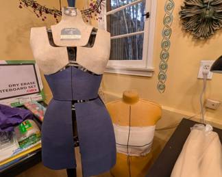 Dress form