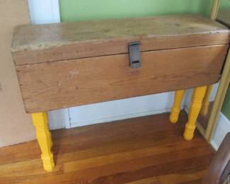 Wood antique toobox (intact tray inside) with added, painted legs. Has a removable wooden tray inside! Dates to the early 1900s.