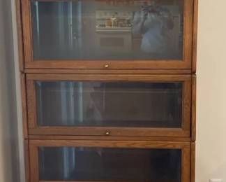 5 Tier Lawyers Bookshelf