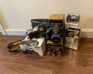 Nikon N65 Cool pix P520 Canon Powershot Cameras With Lenses And Flashers