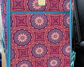 Like new suitcase set