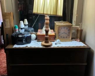 Midcenturymirrored dresser with lamp and clock