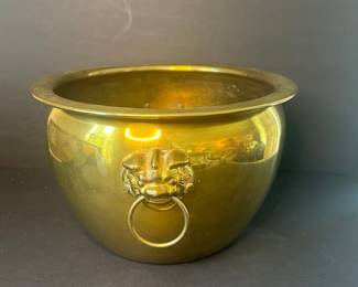 French Brass Cachepot with Lion Head Ornaments and Ring Handles, 1950s