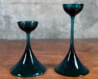 This lot features a pair of beautiful blue glass candlesticks by Cari Zalloni.