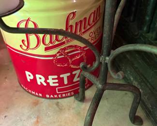 Bachman Pretzel Tin