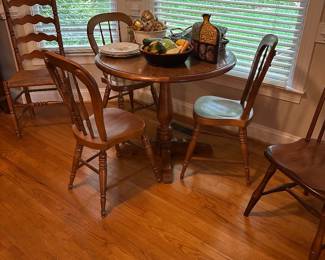 Ethan Allen Bistro Table