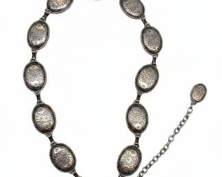 Vintage SilverTone Floral Engraved Oval Concho Belt