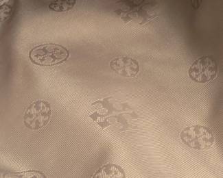 Tory Burch Amanda Foldover Messenger Bag fifth image
