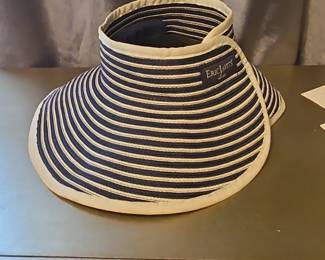 Eric Javits Squishee Straw Visor