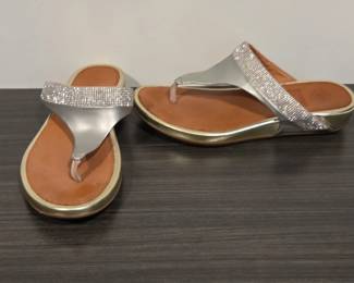 FitFlop Lulu Crystal Embellished ToePost Sandals