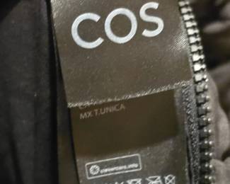 COS Quilted Oversized Shoulder Bag fourth image