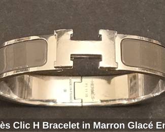 Herms Clic H Bracelet in Marron Glace Enamel