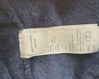 Hollister x Target Hooded Throw Blanket third image