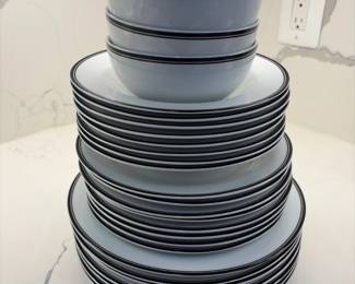 WilliamsSonoma Open Kitchen Porcelain Dinnerware