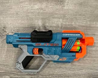Nerf Elite . Commander RD Blaster