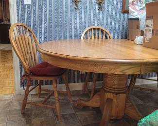 Dining table and 6 chairs