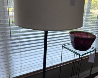 Large vintage lamp w new shade