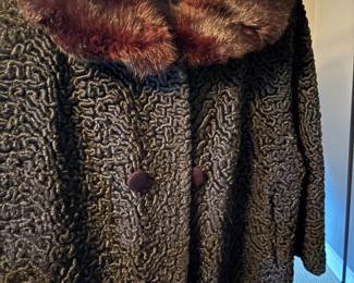Curly Lamb Car cost w mink colllar